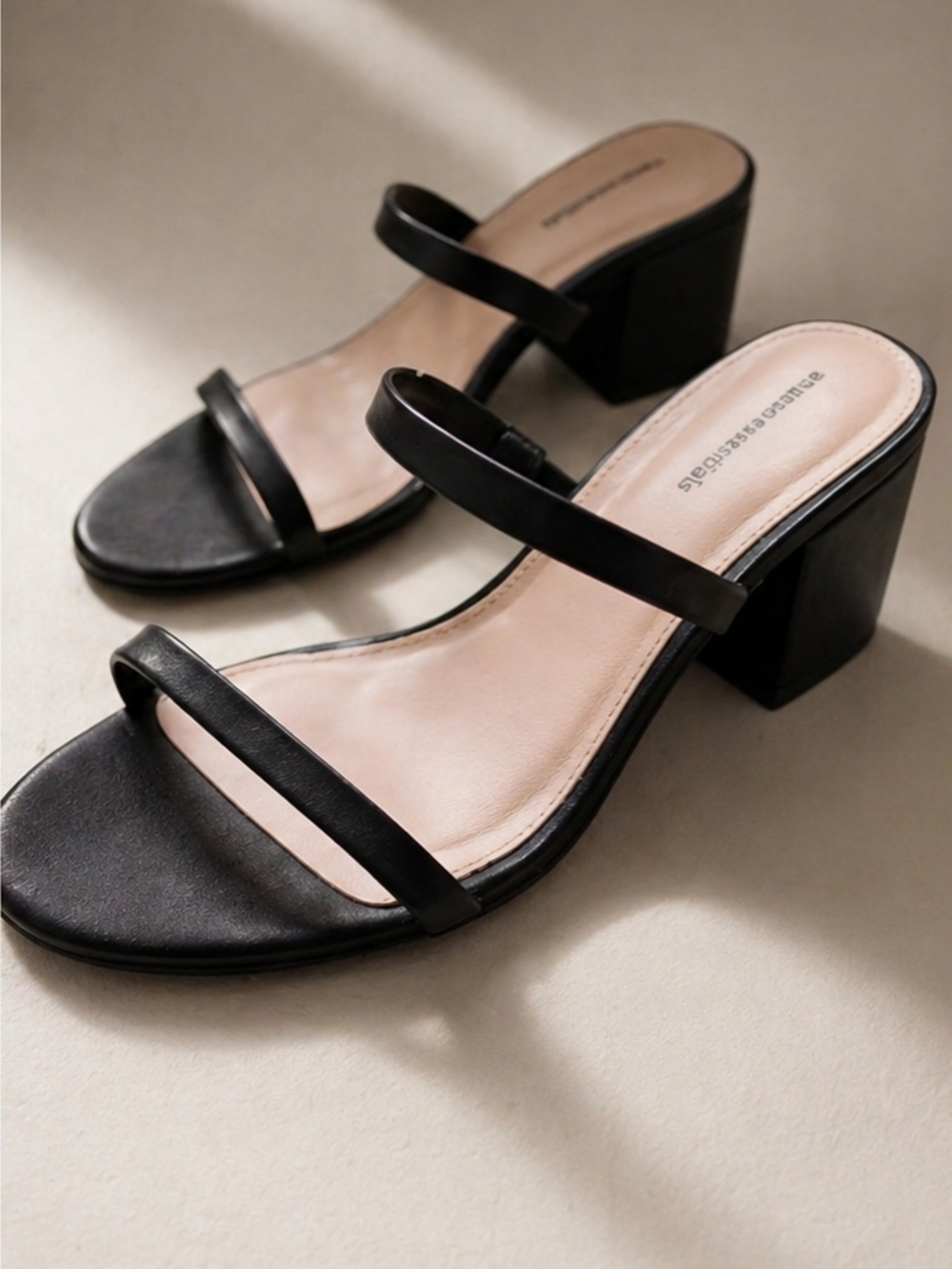 Black Two-Strap Block Heel Sandals Sz 7
